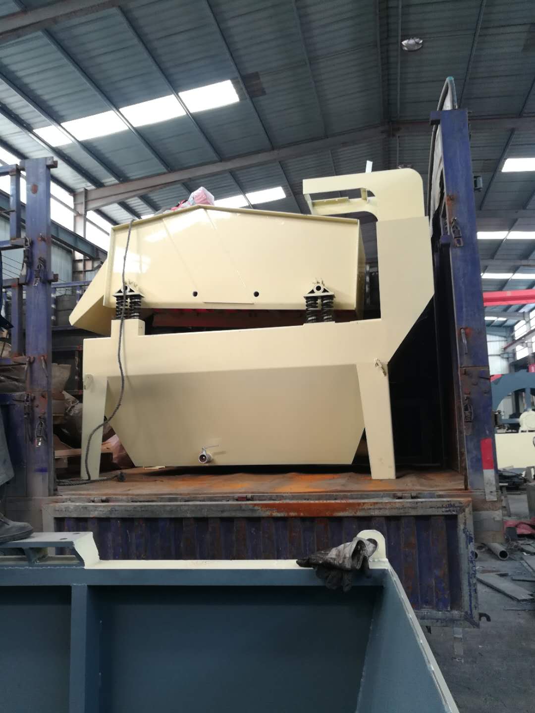 2018年3月8日發(fā)往西安的細砂回收機