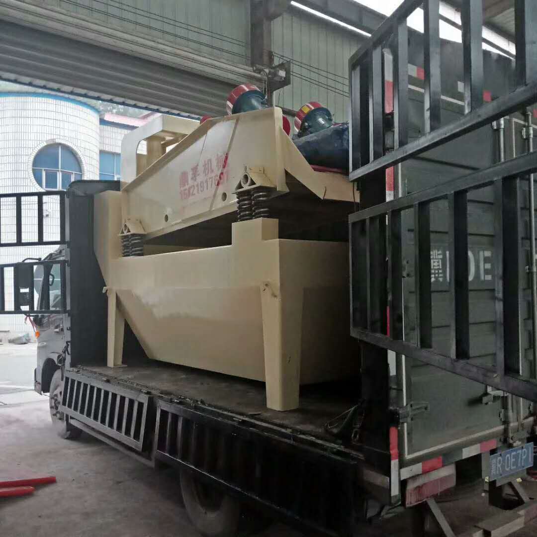 發(fā)往湖南張家界的750細砂回收機