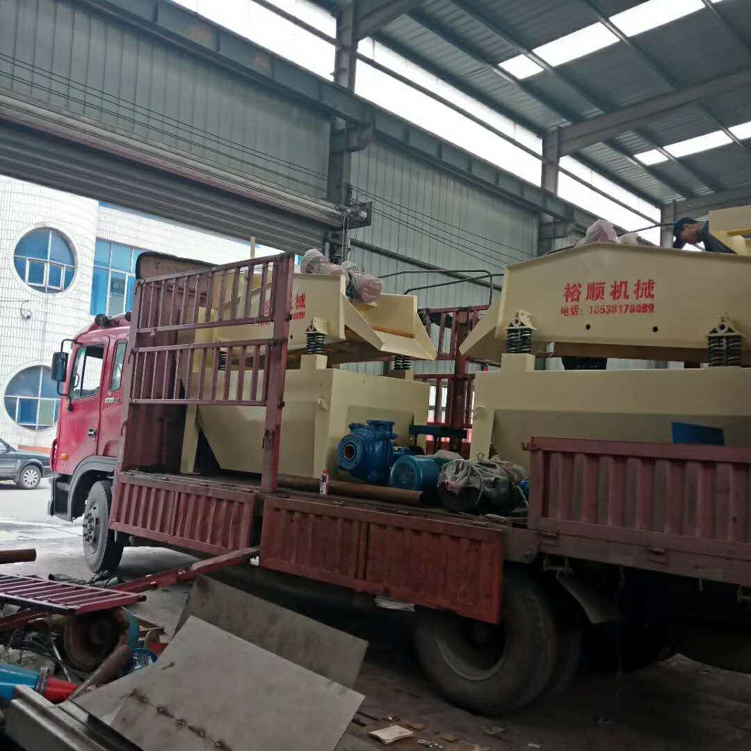 發(fā)往 宋河和天門皂的兩臺細沙回收機